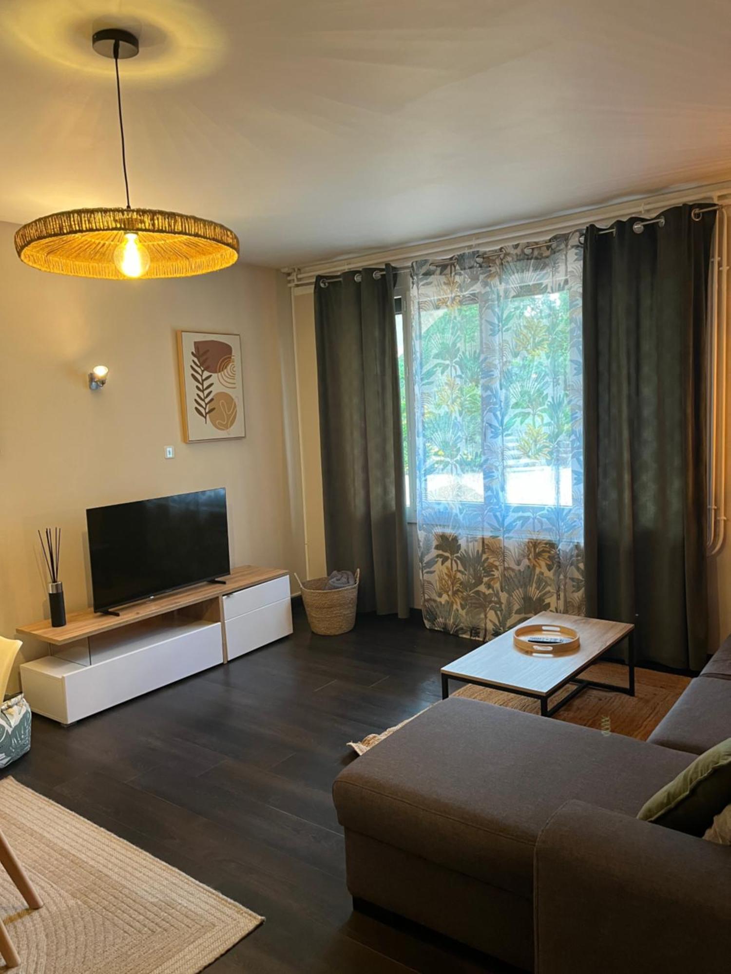 Villa Lavou Руая Екстер'єр фото